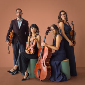 Quatuor-Tana-01-fond-marron Quatuor Tana